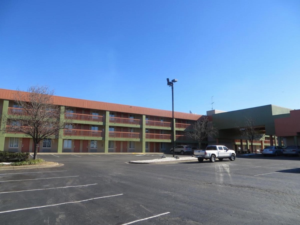 Super 8 by Wyndham Little Rock/Otter Creek Image 10