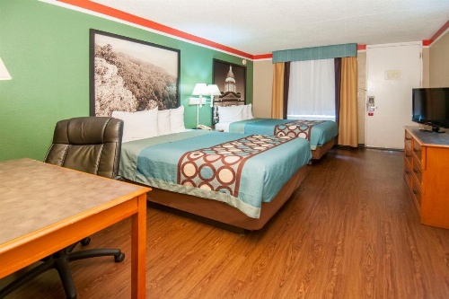 Super 8 by Wyndham Little Rock/Otter Creek image 17